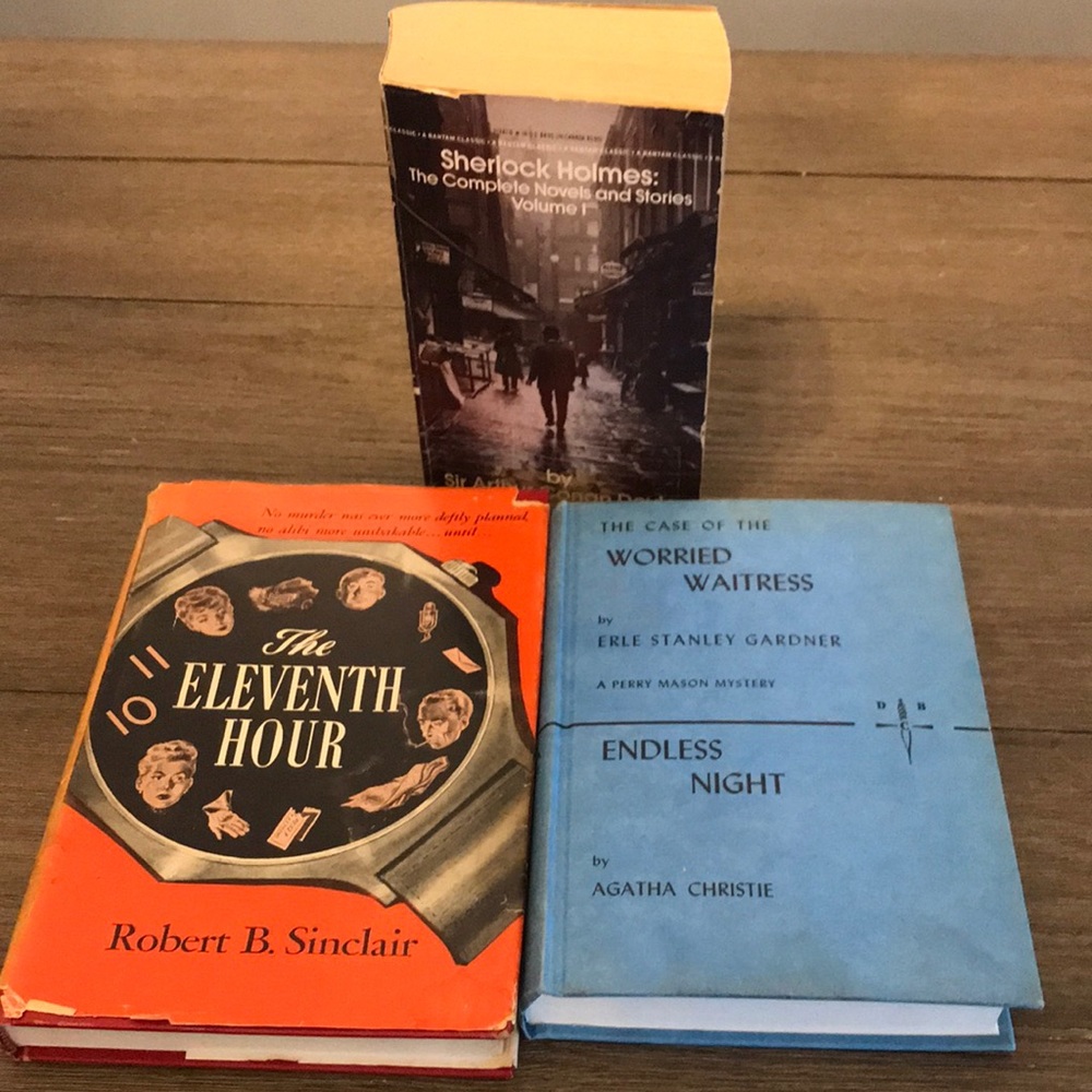 Vintage murder mystery book lot of 3 books Doyle Christie Sinclair Gardner